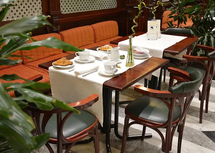Regent 4* Roma