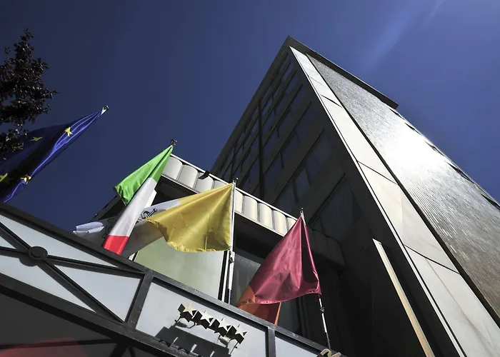 Regent Hotel 4*